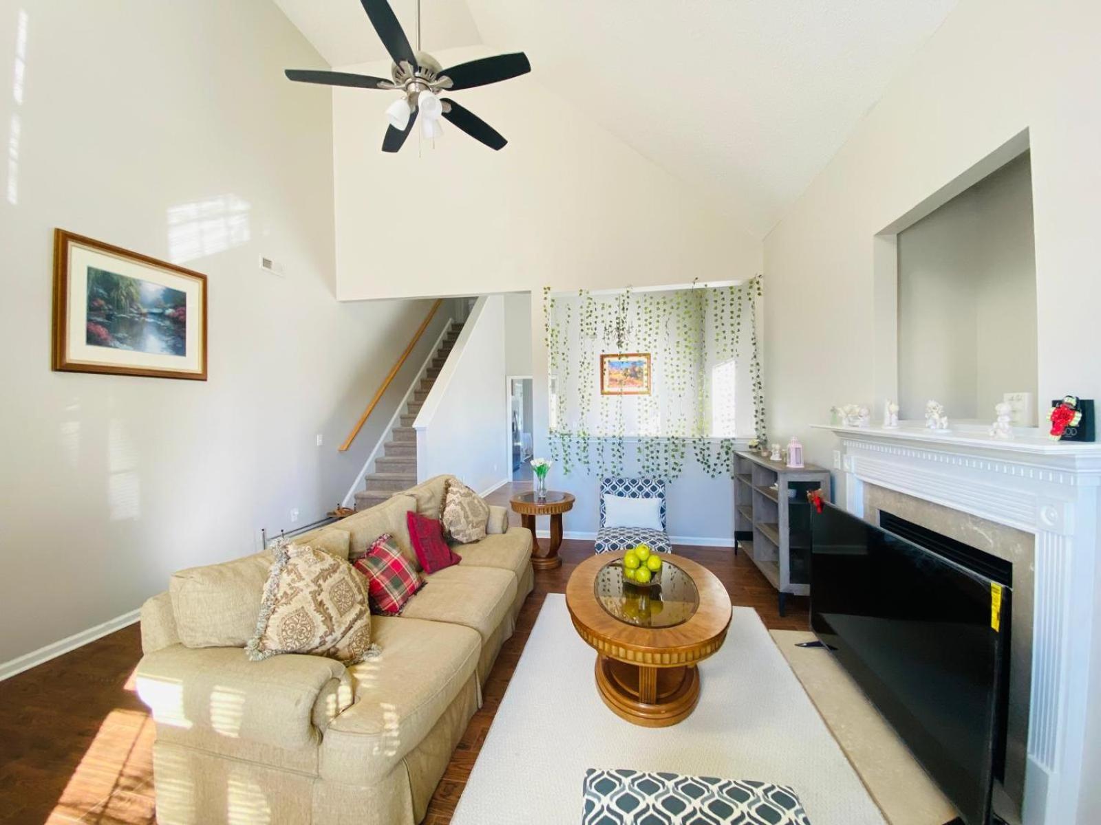 Spacious Room With Shared Bathroom Raleigh Exteriör bild